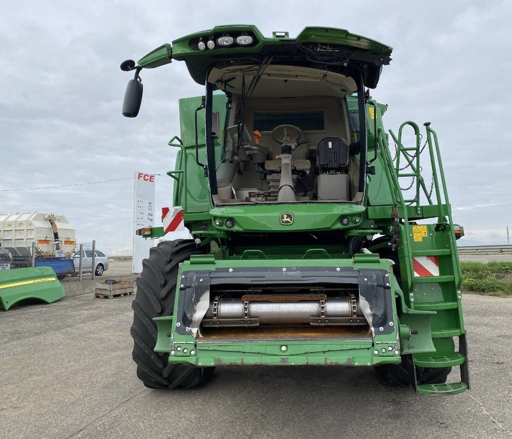 John Deere S780i 4x4 Carte Grise Française endommagée  - 联合收割机:图2 John Deere S780i 4x4 Carte Grise Française endommagée  - 联合收割机:图2
