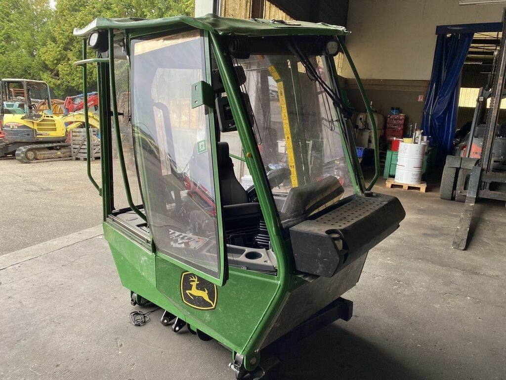 John Deere SERIE 10 - 驾驶室 适用于 卡车:图1 John Deere SERIE 10 - 驾驶室 适用于 卡车:图1