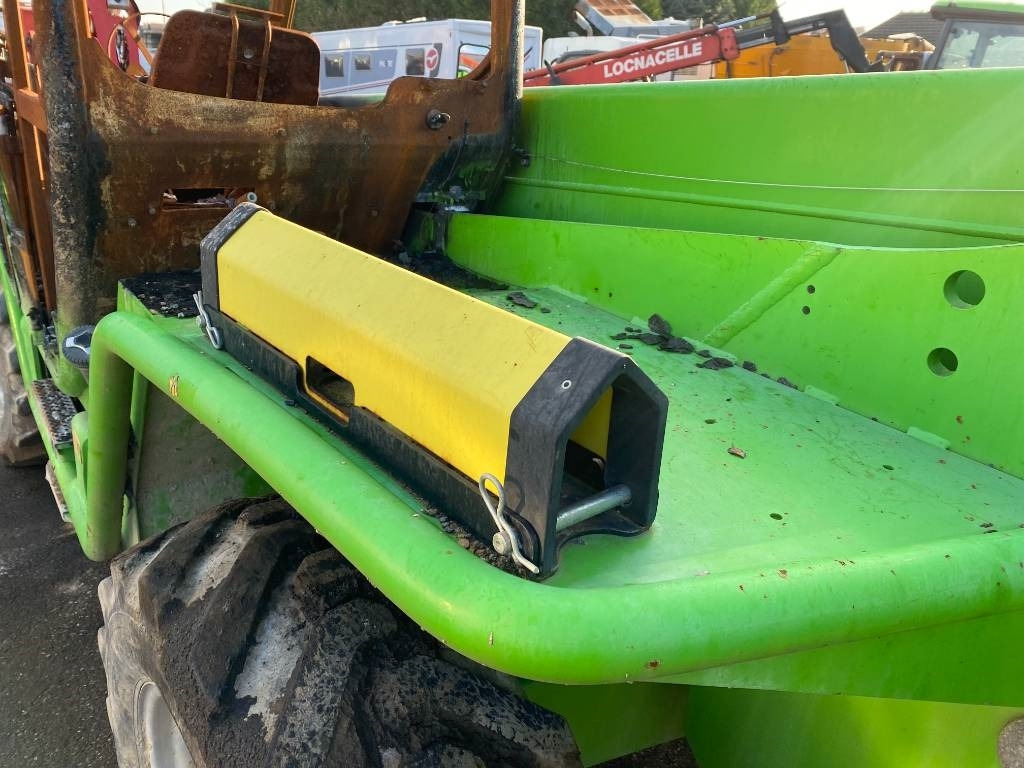 伸缩臂叉装车 Merlo P40.17 / 1er Main endommagé:图26 伸缩臂叉装车 Merlo P40.17 / 1er Main endommagé:图26