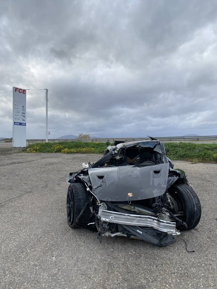 Porsche 911 GT3 RS (991) 4.0i 520 PDK7 Pack WEISSACH/RS - 汽车:图2 Porsche 911 GT3 RS (991) 4.0i 520 PDK7 Pack WEISSACH/RS - 汽车:图2