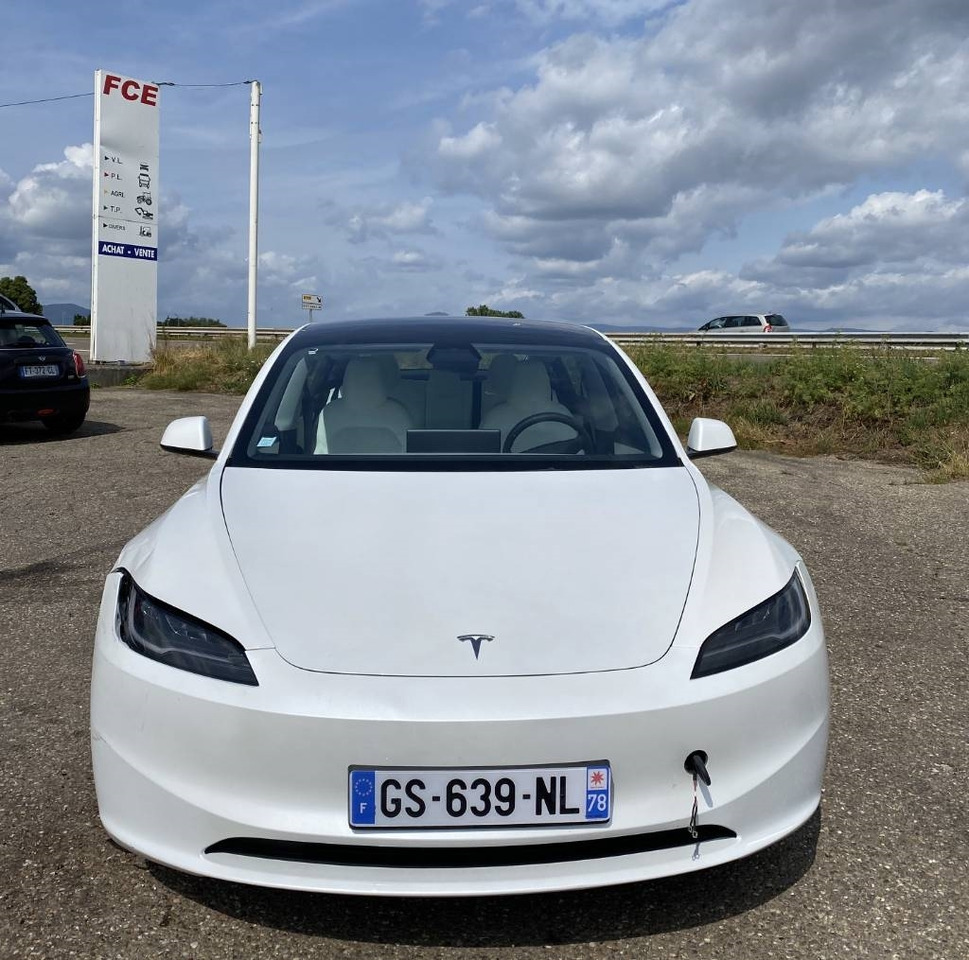 Tesla MODEL 3 5YJ3 Carte Grise Française endommagée - 汽车:图2 Tesla MODEL 3 5YJ3 Carte Grise Française endommagée - 汽车:图2