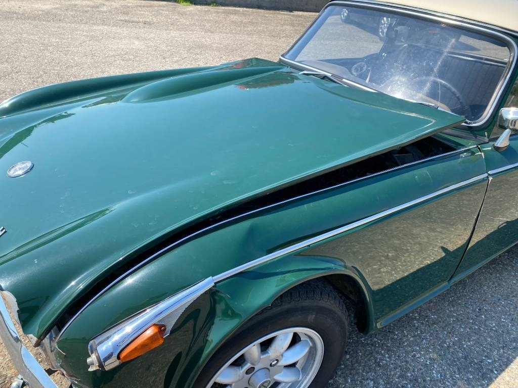 汽车 Triumph TR4-A + Hard Top / OldTimer endommagé:图11 汽车 Triumph TR4-A + Hard Top / OldTimer endommagé:图11