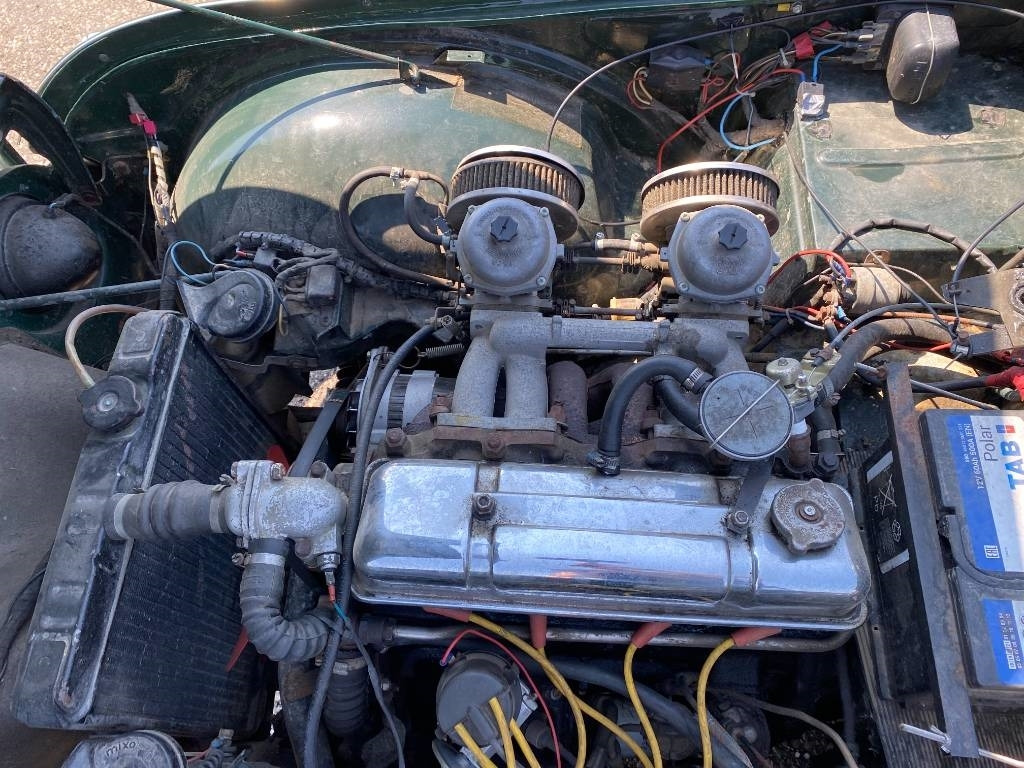 汽车 Triumph TR4-A + Hard Top / OldTimer endommagé:图13 汽车 Triumph TR4-A + Hard Top / OldTimer endommagé:图13