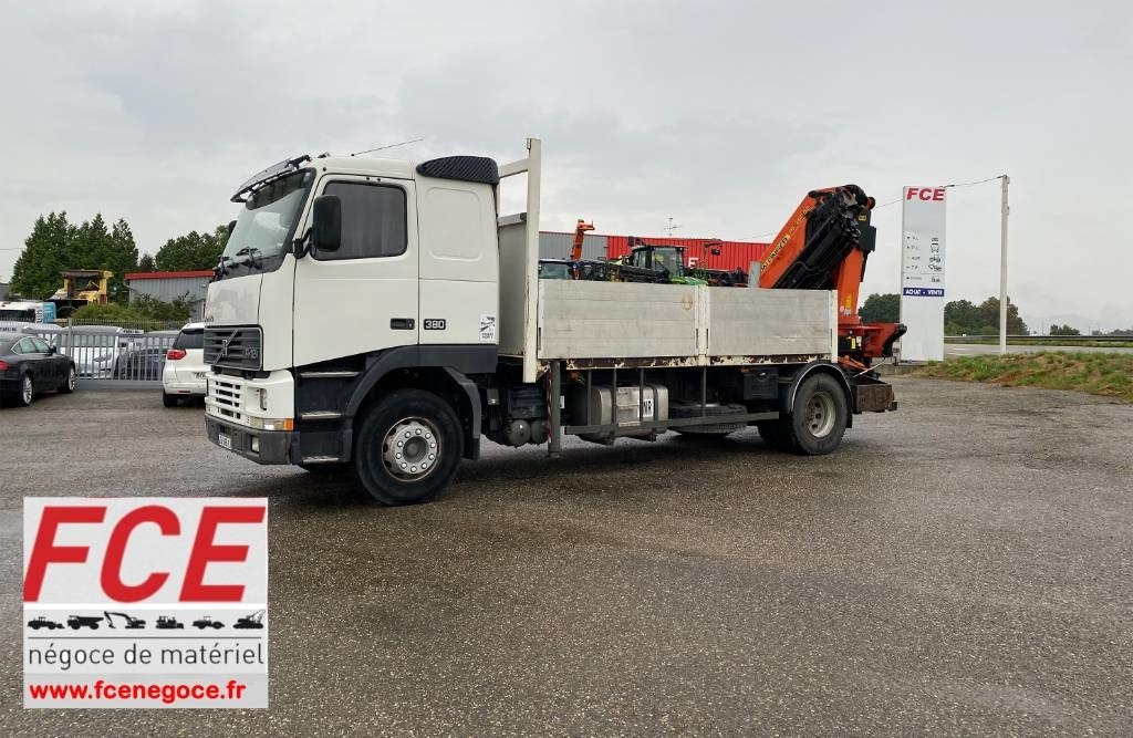 Volvo FH 380 PALFINGER PK 36002 Performance endommagé - 起重车:图1 Volvo FH 380 PALFINGER PK 36002 Performance endommagé - 起重车:图1