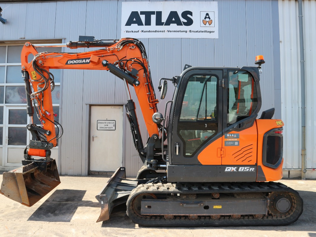 Doosan DX85R-7 - 小型挖掘机:图2 Doosan DX85R-7 - 小型挖掘机:图2