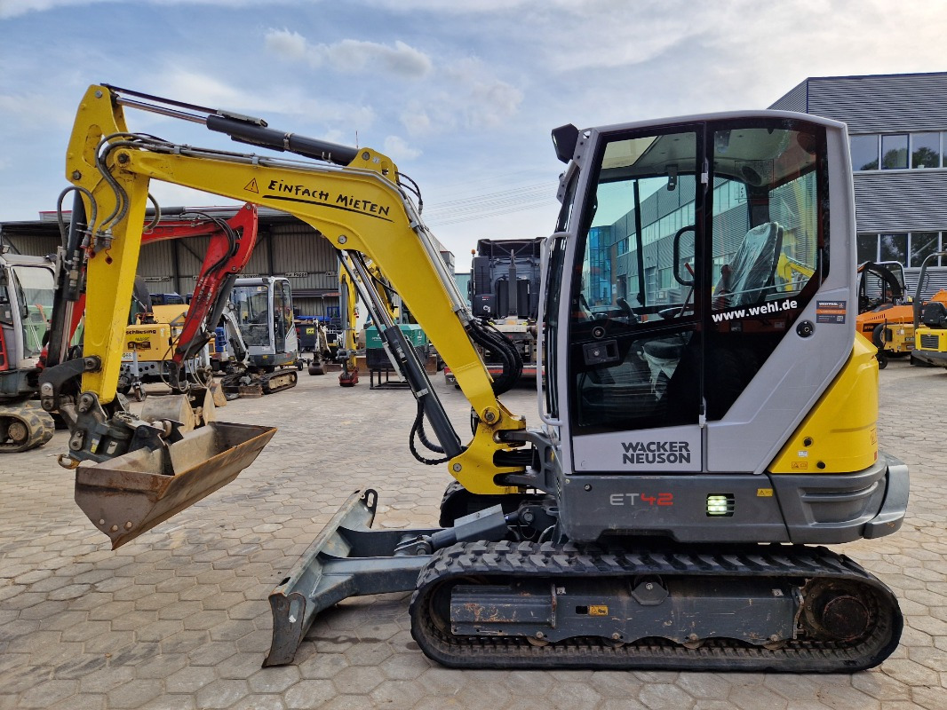 Neuson ET42 - 小型挖掘机:图3 Neuson ET42 - 小型挖掘机:图3
