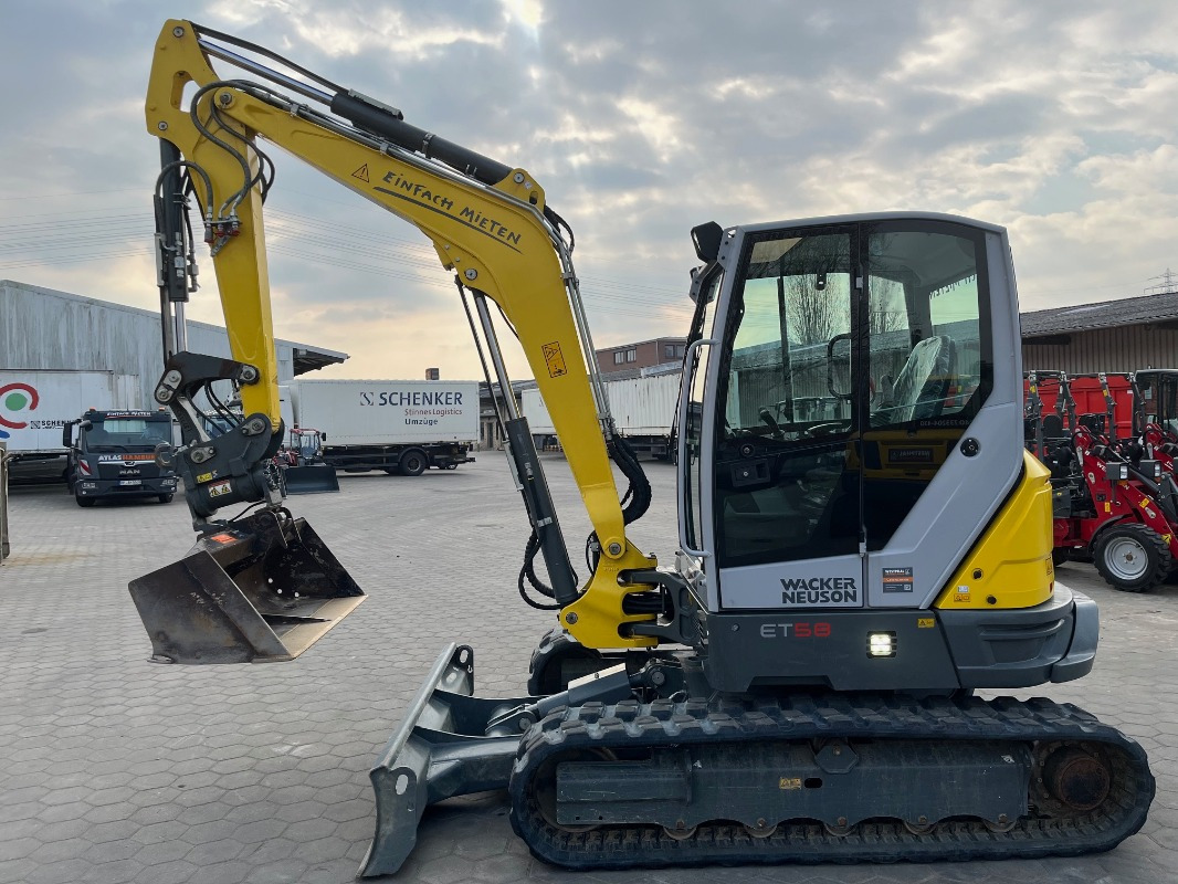 Neuson ET58 - 小型挖掘机:图2 Neuson ET58 - 小型挖掘机:图2