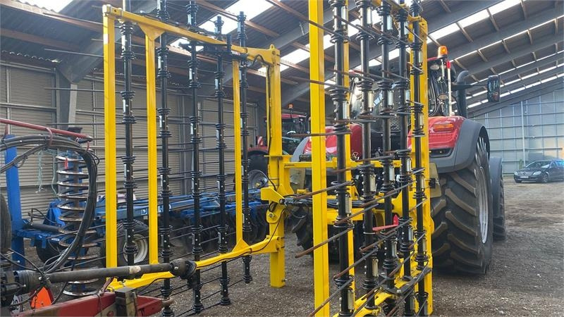 Bednar Striegel PRO PN 7500 - 农业机械:图2 Bednar Striegel PRO PN 7500 - 农业机械:图2