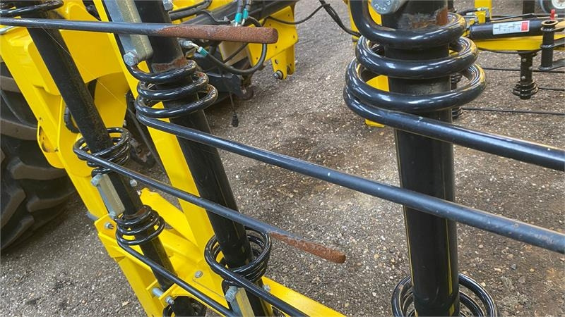 Bednar Striegel PRO PN 7500 - 农业机械:图4 Bednar Striegel PRO PN 7500 - 农业机械:图4