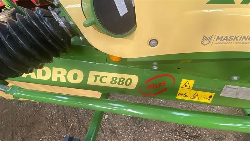Krone SWADRO TC880 rive Plus - 翻草机/ 搂草机:图3 Krone SWADRO TC880 rive Plus - 翻草机/ 搂草机:图3
