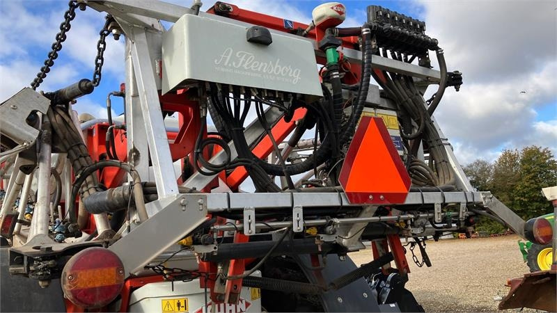 Kuhn OCEANIS 7700 L 30M - 牵引式喷雾机:图4 Kuhn OCEANIS 7700 L 30M - 牵引式喷雾机:图4