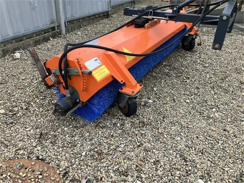 Tuchel 560 Plus - 扫地机:图4 Tuchel 560 Plus - 扫地机:图4