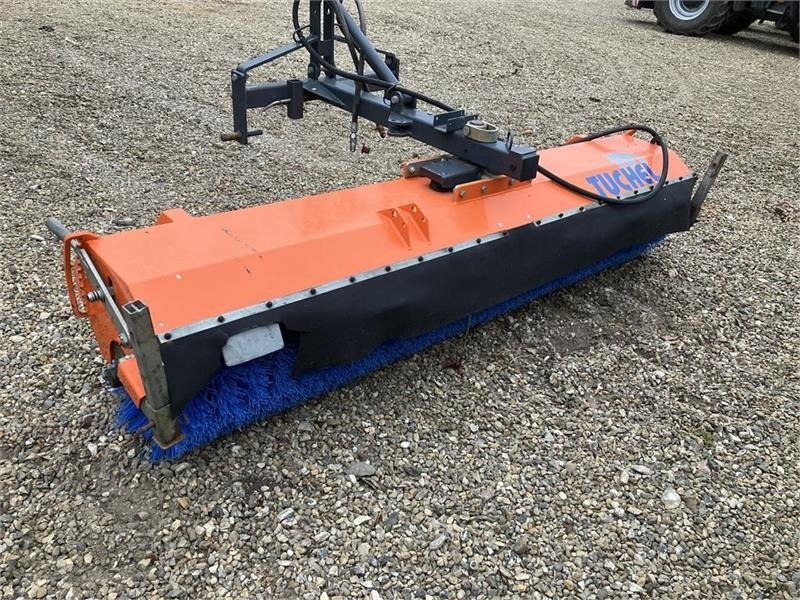 Tuchel 560 Plus - 扫地机:图2 Tuchel 560 Plus - 扫地机:图2