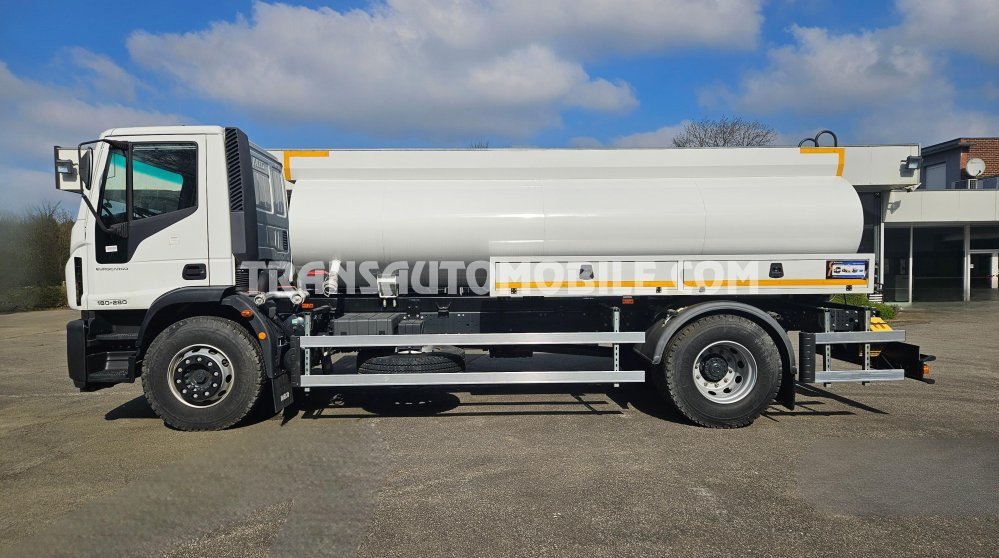 Iveco Eurocargo ML180E28 5.9L TURBO DIESEL 4x2 water tank 10.000L - EXPORT OUT EU - 罐车:图5 Iveco Eurocargo ML180E28 5.9L TURBO DIESEL 4x2 water tank 10.000L - EXPORT OUT EU - 罐车:图5