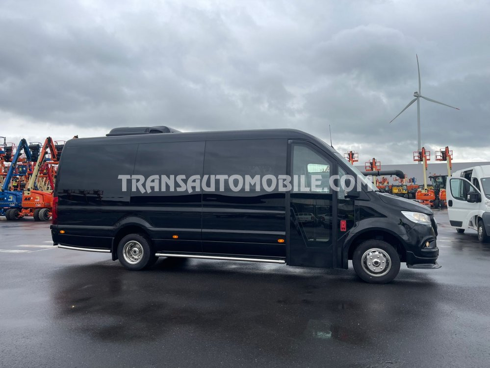 Mercedes Benz Sprinter 519 CDI 2.2L DIESEL AUTOMATIQUE vip - 小型巴士, 小型客车:图1 Mercedes Benz Sprinter 519 CDI 2.2L DIESEL AUTOMATIQUE vip - 小型巴士, 小型客车:图1