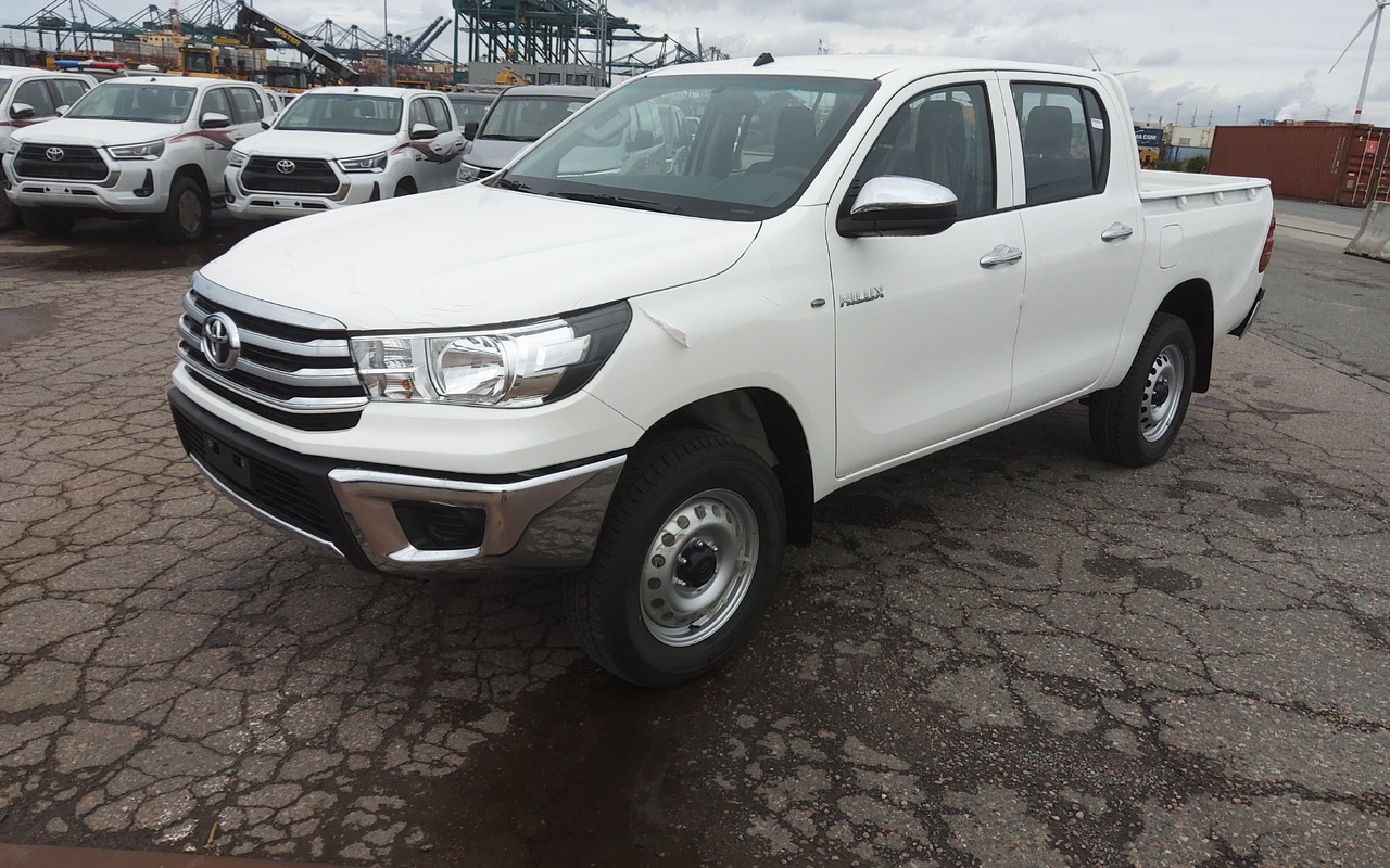 Toyota Hilux / Revo Pick-up double cabin pack security 2.4L Turbo Diesel Manual - 皮卡车:图1 Toyota Hilux / Revo Pick-up double cabin pack security 2.4L Turbo Diesel Manual - 皮卡车:图1