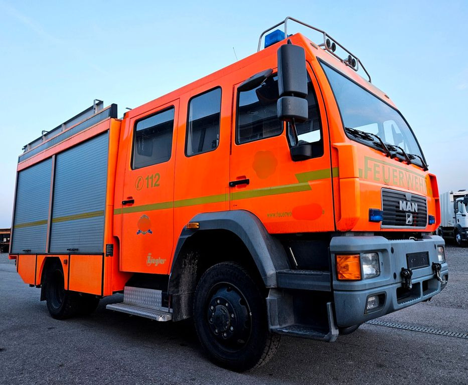 MAN 14.224 L80 4x4 Feuerwehr LF16 Ziegler MAN 14.224 L80 4x4 Feuerwehr LF16 Ziegler - 消防车:图4 MAN 14.224 L80 4x4 Feuerwehr LF16 Ziegler MAN 14.224 L80 4x4 Feuerwehr LF16 Ziegler - 消防车:图4