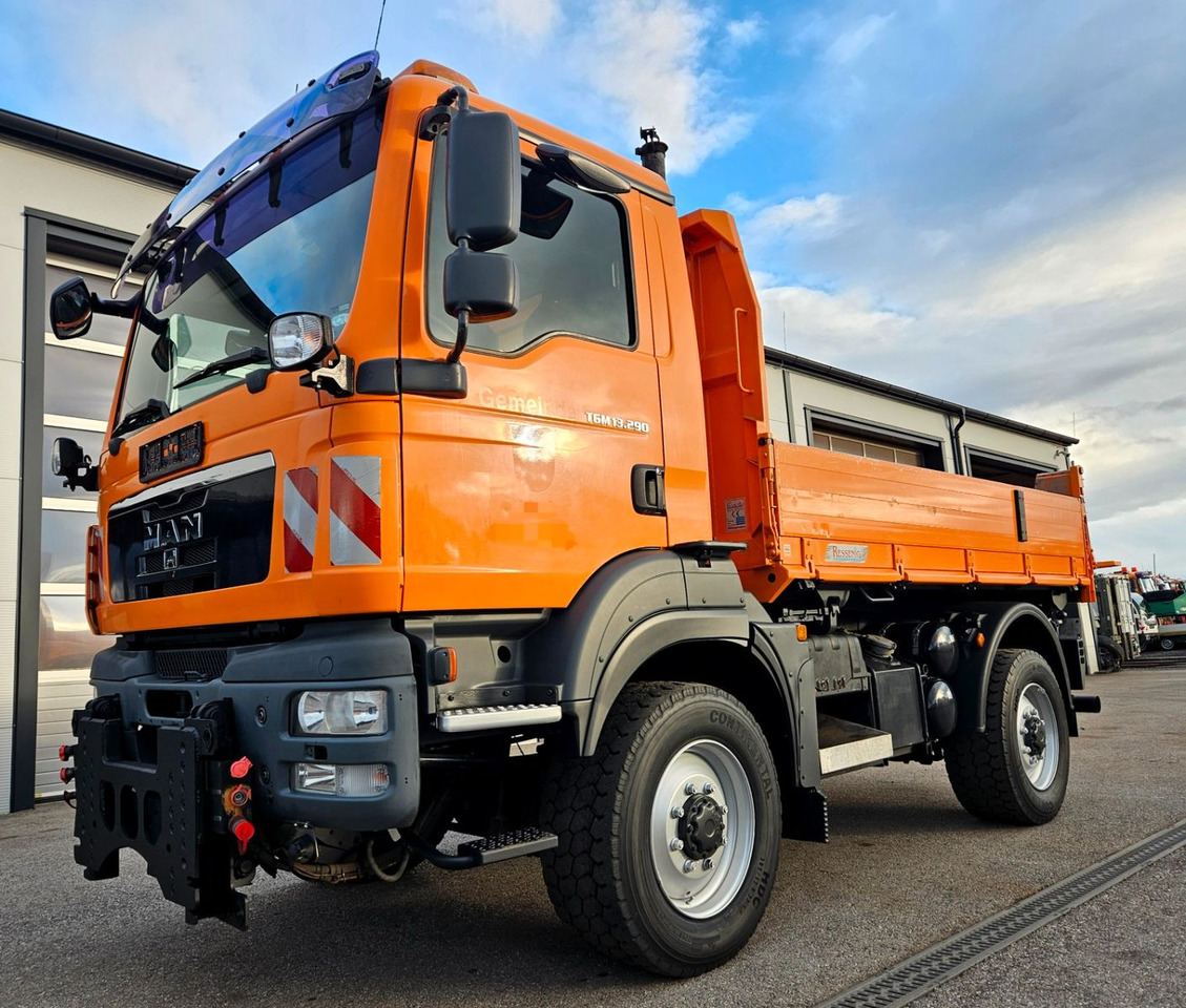 MAN TGM 13.290 4x4 Euro5 Winterdienst Single - 翻斗车:图1 MAN TGM 13.290 4x4 Euro5 Winterdienst Single - 翻斗车:图1