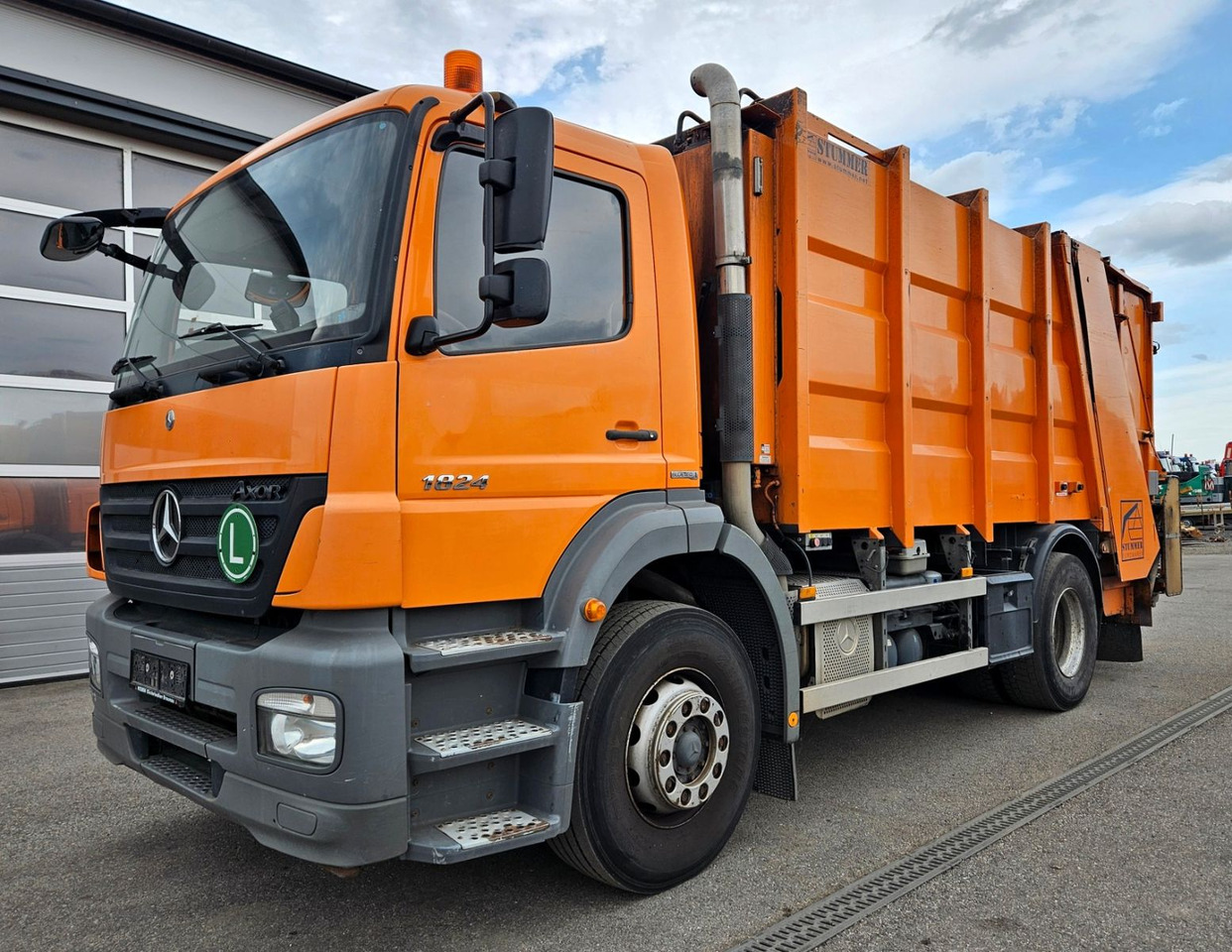 Mercedes-Benz AXOR 1824 ZOELLER Stummer Medium Variopress - 垃圾车:图1 Mercedes-Benz AXOR 1824 ZOELLER Stummer Medium Variopress - 垃圾车:图1