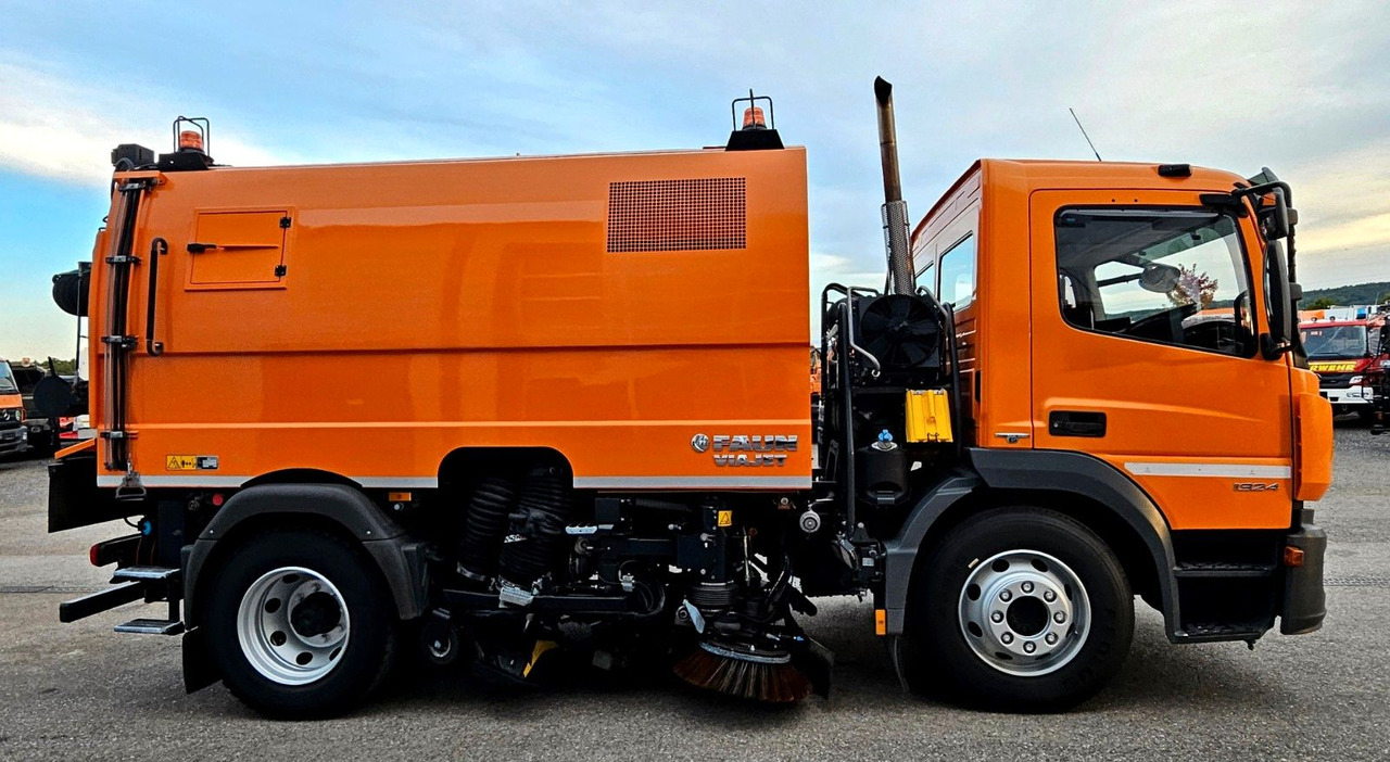 Mercedes-Benz Atego 1324 Euro6 FAUN Viajet 6  Aufbaumotor - 道路清扫机:图2 Mercedes-Benz Atego 1324 Euro6 FAUN Viajet 6  Aufbaumotor - 道路清扫机:图2