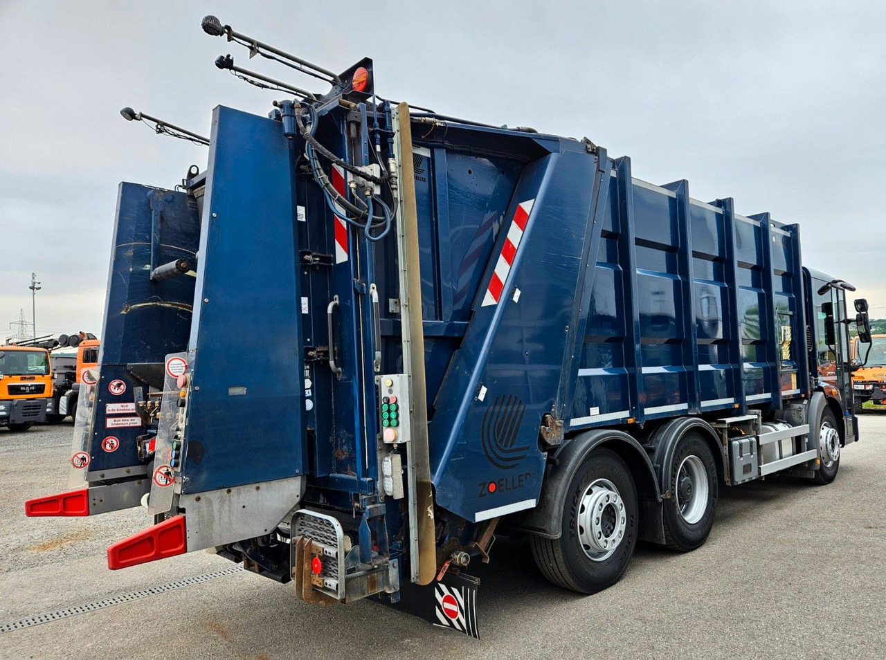 Mercedes-Benz Econic 2629 Zoeller Medium XL-S Variopress EEV - 垃圾车:图4 Mercedes-Benz Econic 2629 Zoeller Medium XL-S Variopress EEV - 垃圾车:图4