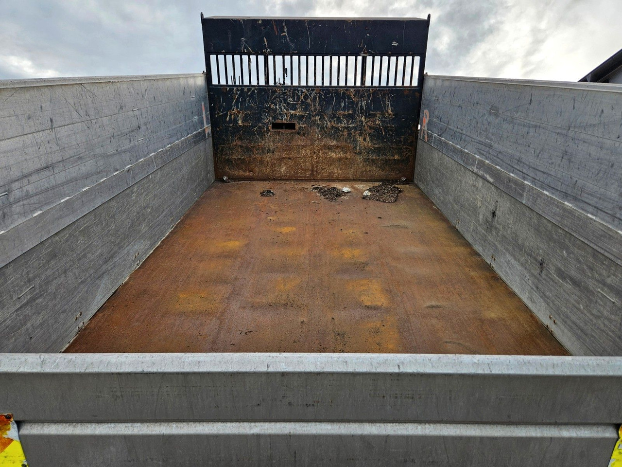 Scania R380 4x4 Winterdienst Euro4 - 翻斗车:图4 Scania R380 4x4 Winterdienst Euro4 - 翻斗车:图4