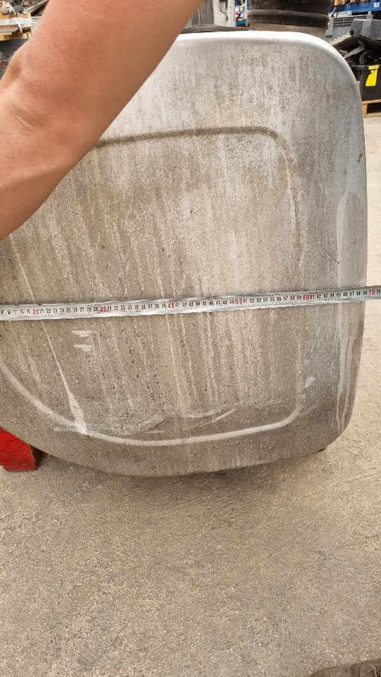 Serbatoio Volvo 570 lt - 燃料箱 适用于 卡车:图4 Serbatoio Volvo 570 lt - 燃料箱 适用于 卡车:图4