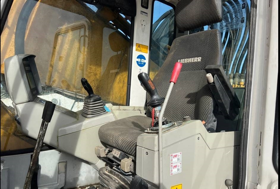 Liebherr R 954 B HD Litronic Demolition Excavator - 履带式挖掘机:图5 Liebherr R 954 B HD Litronic Demolition Excavator - 履带式挖掘机:图5