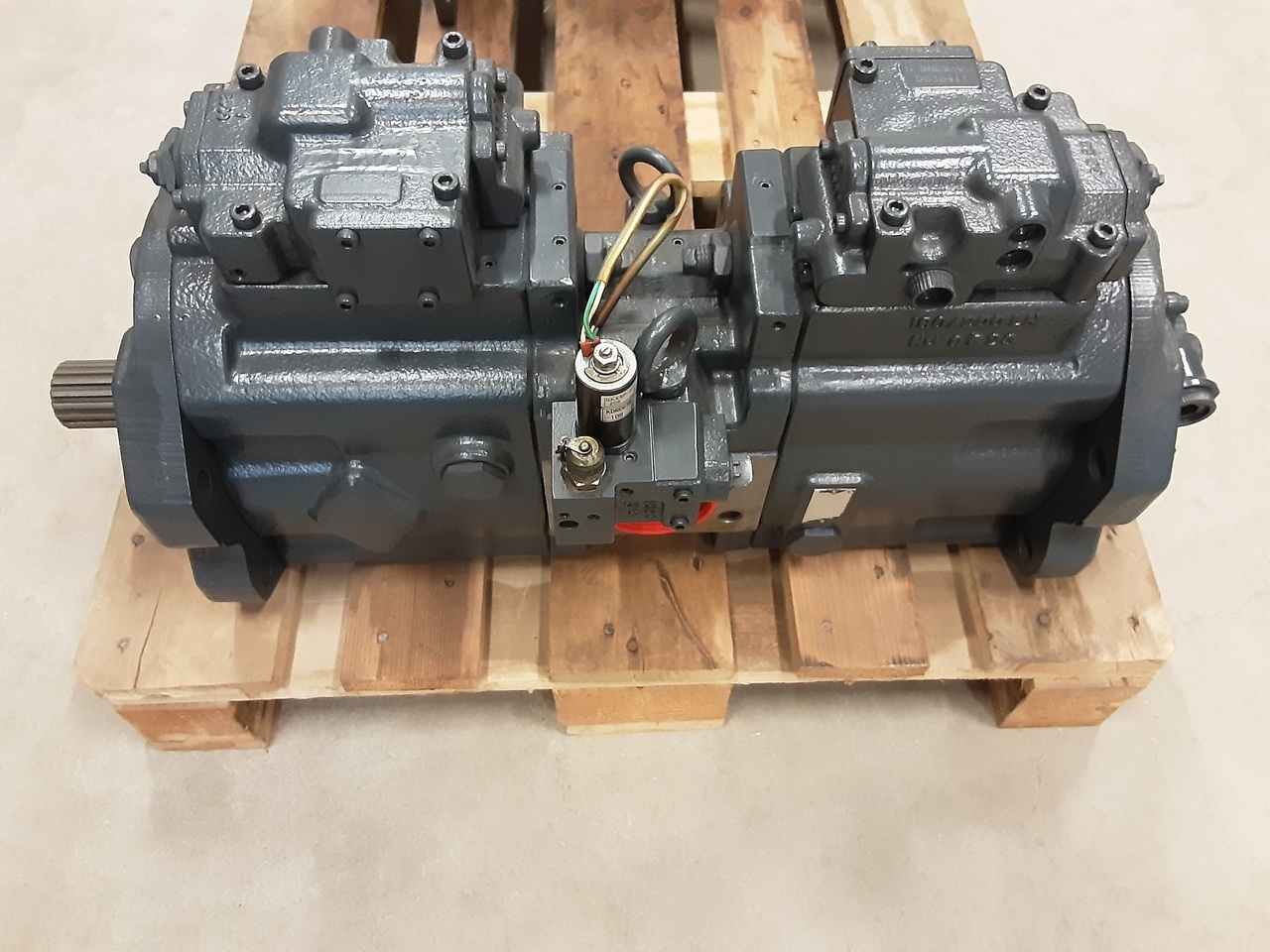 Kawasaki K3V140DT-151R-9NE9-AHV - 液压泵 适用于 挖掘机:图1 Kawasaki K3V140DT-151R-9NE9-AHV - 液压泵 适用于 挖掘机:图1