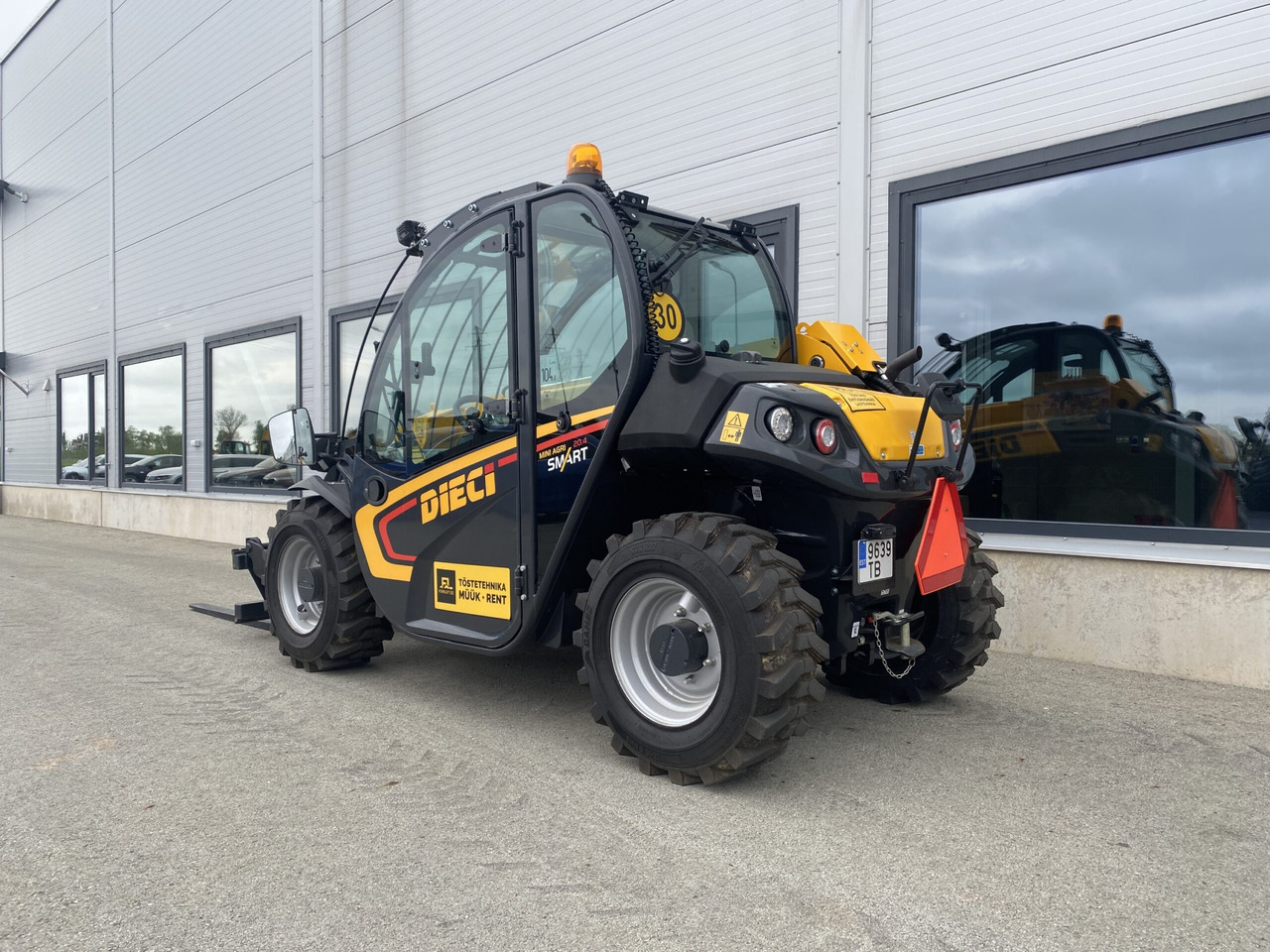 Dieci Mini Agri 20.4 SMART 37 kW - 伸缩臂叉装车:图2 Dieci Mini Agri 20.4 SMART 37 kW - 伸缩臂叉装车:图2