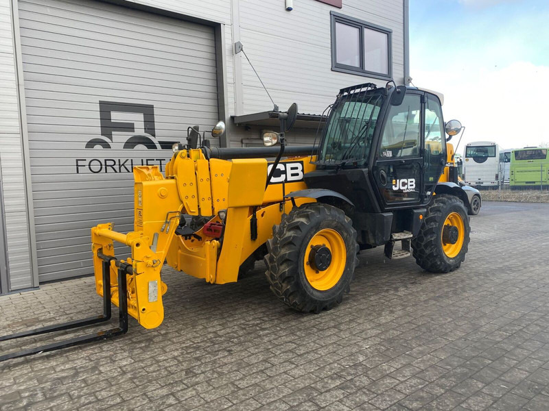 JCB 540-170 - 伸缩臂叉装车:图1 JCB 540-170 - 伸缩臂叉装车:图1