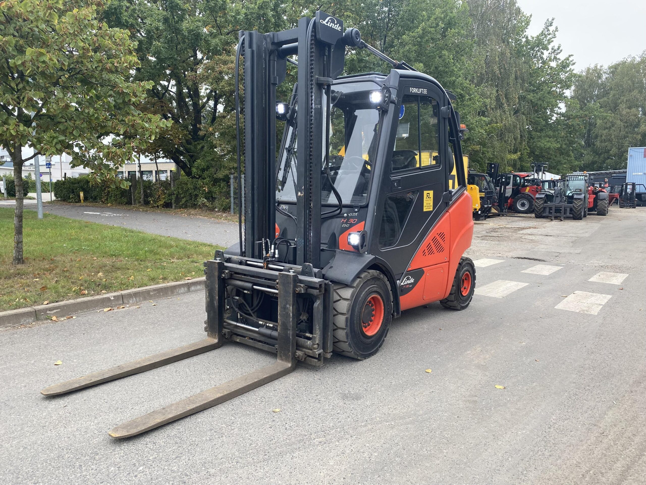 Linde H30D - 柴油叉车:图1 Linde H30D - 柴油叉车:图1