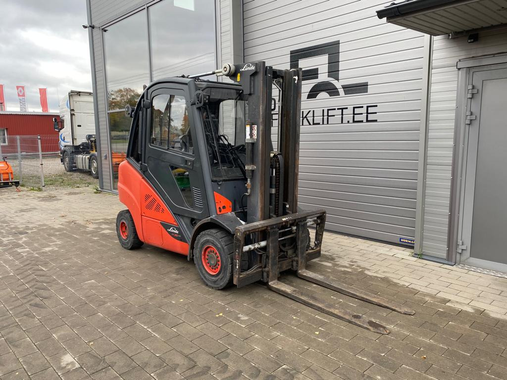Linde H35D - 柴油叉车:图2 Linde H35D - 柴油叉车:图2