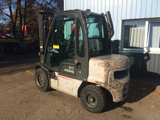 NISSAN DX 30 - 柴油叉车:图2 NISSAN DX 30 - 柴油叉车:图2