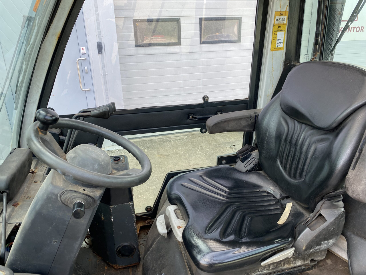 Unicarriers Y1D1A18Q - 柴油叉车:图5 Unicarriers Y1D1A18Q - 柴油叉车:图5