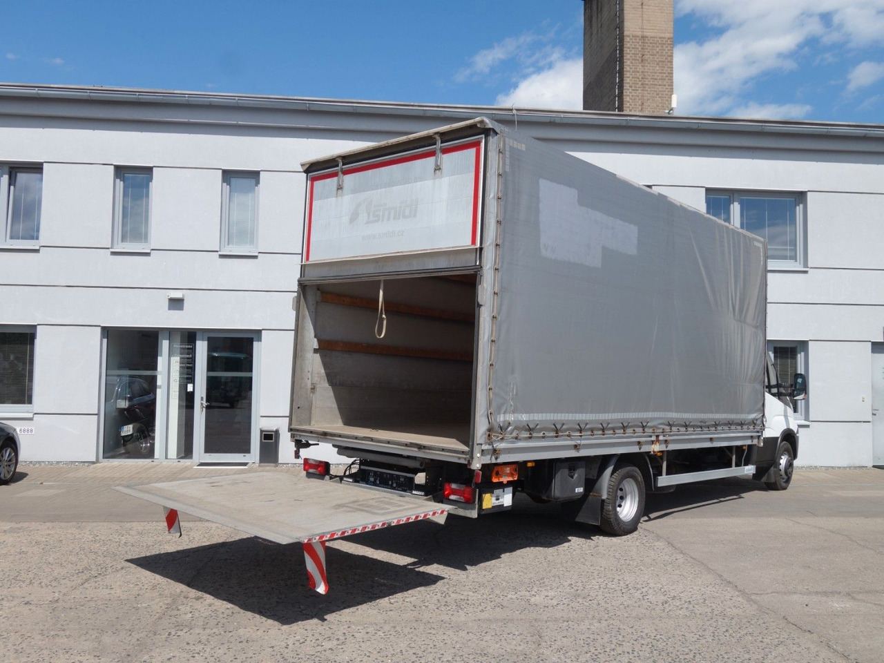 Iveco Daily 70C18 mit LBW - 侧帘货车:图5 Iveco Daily 70C18 mit LBW - 侧帘货车:图5