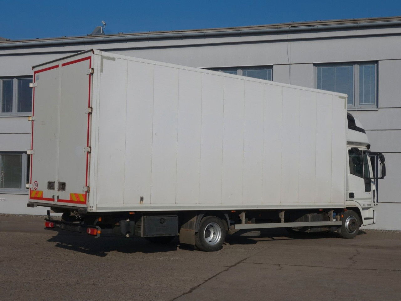 Iveco EuroCargo 75 75E19, 18 Palleten - 厢式卡车:图5 Iveco EuroCargo 75 75E19, 18 Palleten - 厢式卡车:图5