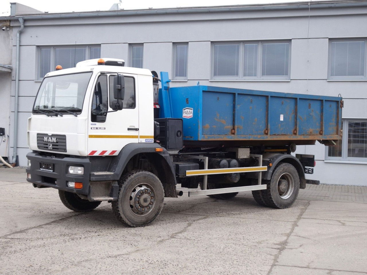 MAN 18.220 4x4 Neue Aufbau 2023 TOP 18.220 4x4 Neue Aufbau 2023 TOP - 集装箱运输车/ 可拆卸车身的卡车, 起重车:图2 MAN 18.220 4x4 Neue Aufbau 2023 TOP 18.220 4x4 Neue Aufbau 2023 TOP - 集装箱运输车/ 可拆卸车身的卡车, 起重车:图2