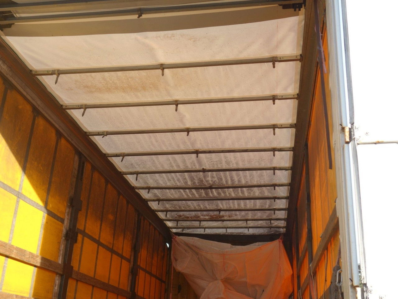 MAN TGX 24.400 EEV 6x2 + Anhänger Krone 120m3 租赁 MAN TGX 24.400 EEV 6x2 + Anhänger Krone 120m3：图8