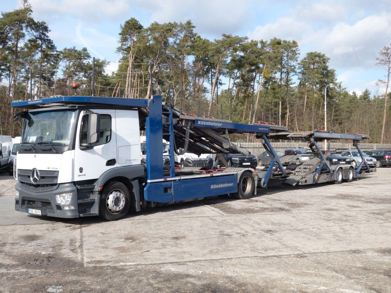 Mercedes-Benz Actros 1843 mit Kässbohrer Supertrans/Supertrans - 自动转运卡车:图1 Mercedes-Benz Actros 1843 mit Kässbohrer Supertrans/Supertrans - 自动转运卡车:图1