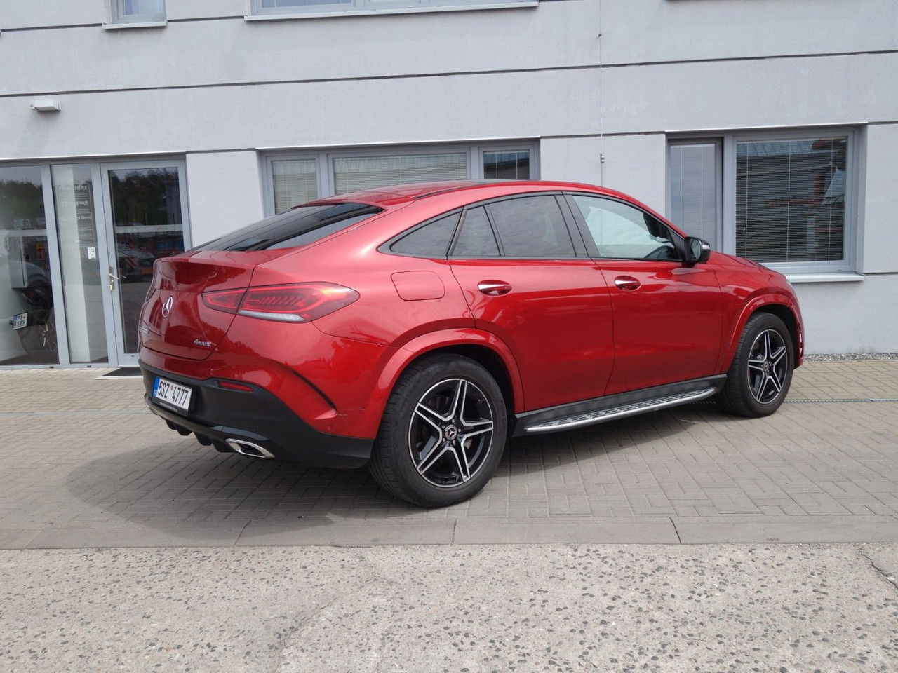 Mercedes-Benz GLE-klasse 400 d 4Matic Coupe Pano - 轿跑车:图5 Mercedes-Benz GLE-klasse 400 d 4Matic Coupe Pano - 轿跑车:图5
