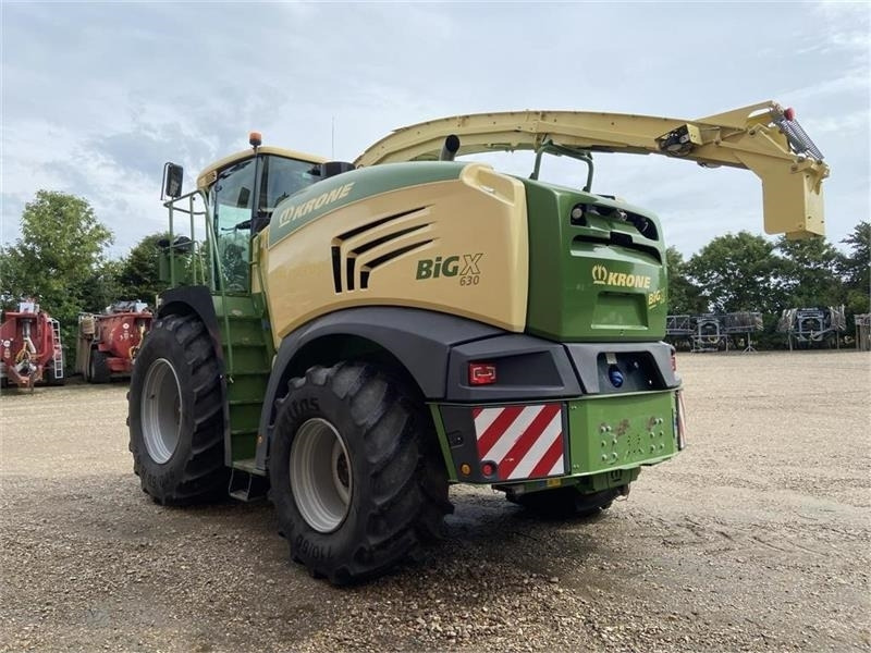 Krone Big X 630 m. Easyflow S380 & Easycollect 900 - 饲料收割机:图3 Krone Big X 630 m. Easyflow S380 & Easycollect 900 - 饲料收割机:图3