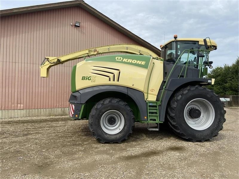 Krone Big X 630 m. Easyflow S380 & Easycollect 900 - 饲料收割机:图2 Krone Big X 630 m. Easyflow S380 & Easycollect 900 - 饲料收割机:图2