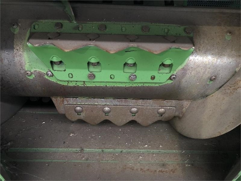 Krone EasyFlow 300S - 干草和饲料设备:图5 Krone EasyFlow 300S - 干草和饲料设备:图5