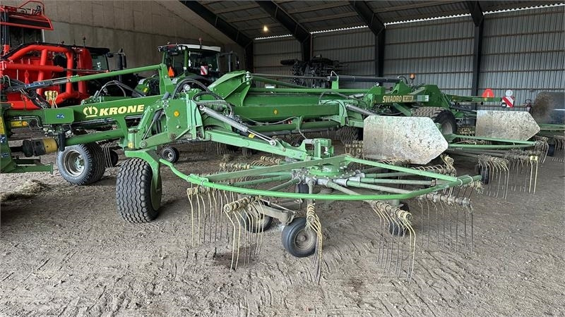 Krone Swadro 2000 TC - 翻草机/ 搂草机:图1 Krone Swadro 2000 TC - 翻草机/ 搂草机:图1