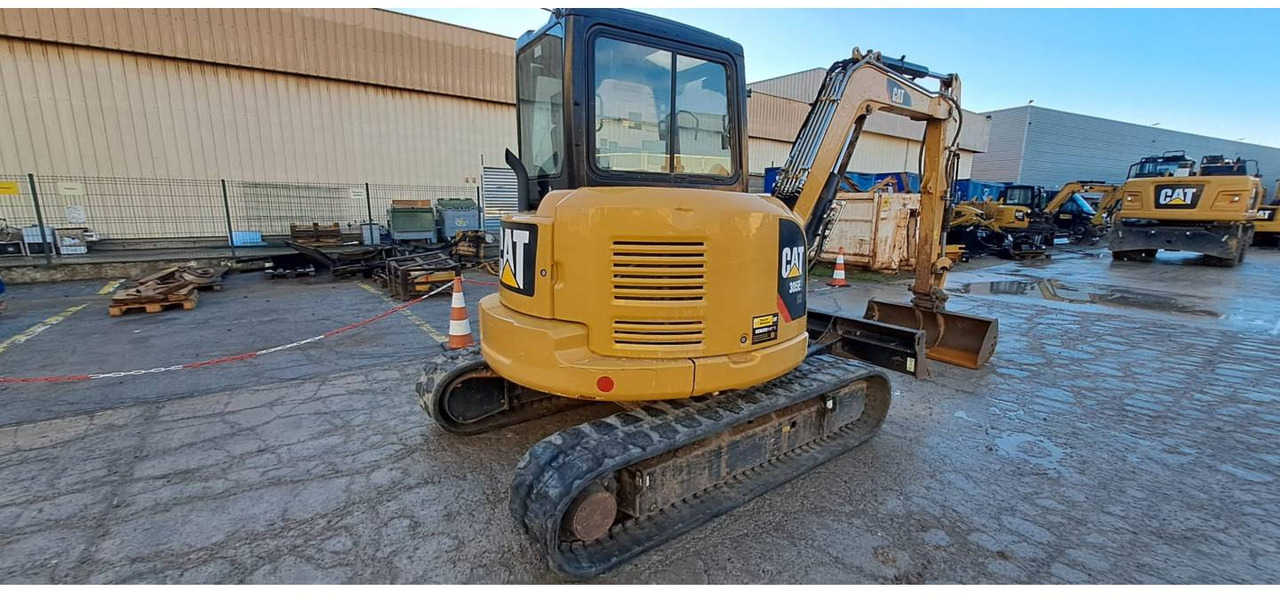 CAT 305E2CR - 履带式挖掘机:图3 CAT 305E2CR - 履带式挖掘机:图3