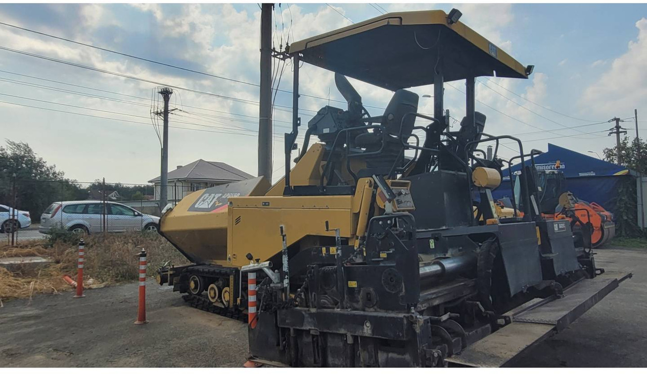 CAT AP-655D - 沥青铺路机:图4 CAT AP-655D - 沥青铺路机:图4