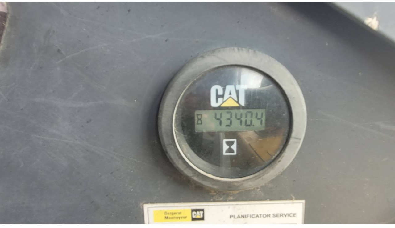 CAT AP-655D - 沥青铺路机:图5 CAT AP-655D - 沥青铺路机:图5