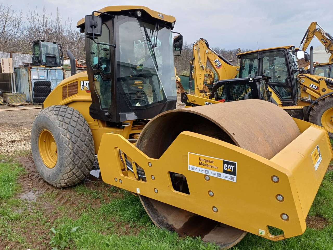 CAT CS12GC - 压实机:图2 CAT CS12GC - 压实机:图2