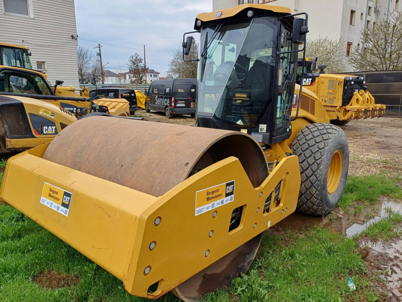 CAT CS12GC - 压实机:图1 CAT CS12GC - 压实机:图1